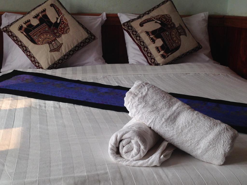 Villa Kingkham Riverside Luang Prabang Esterno foto
