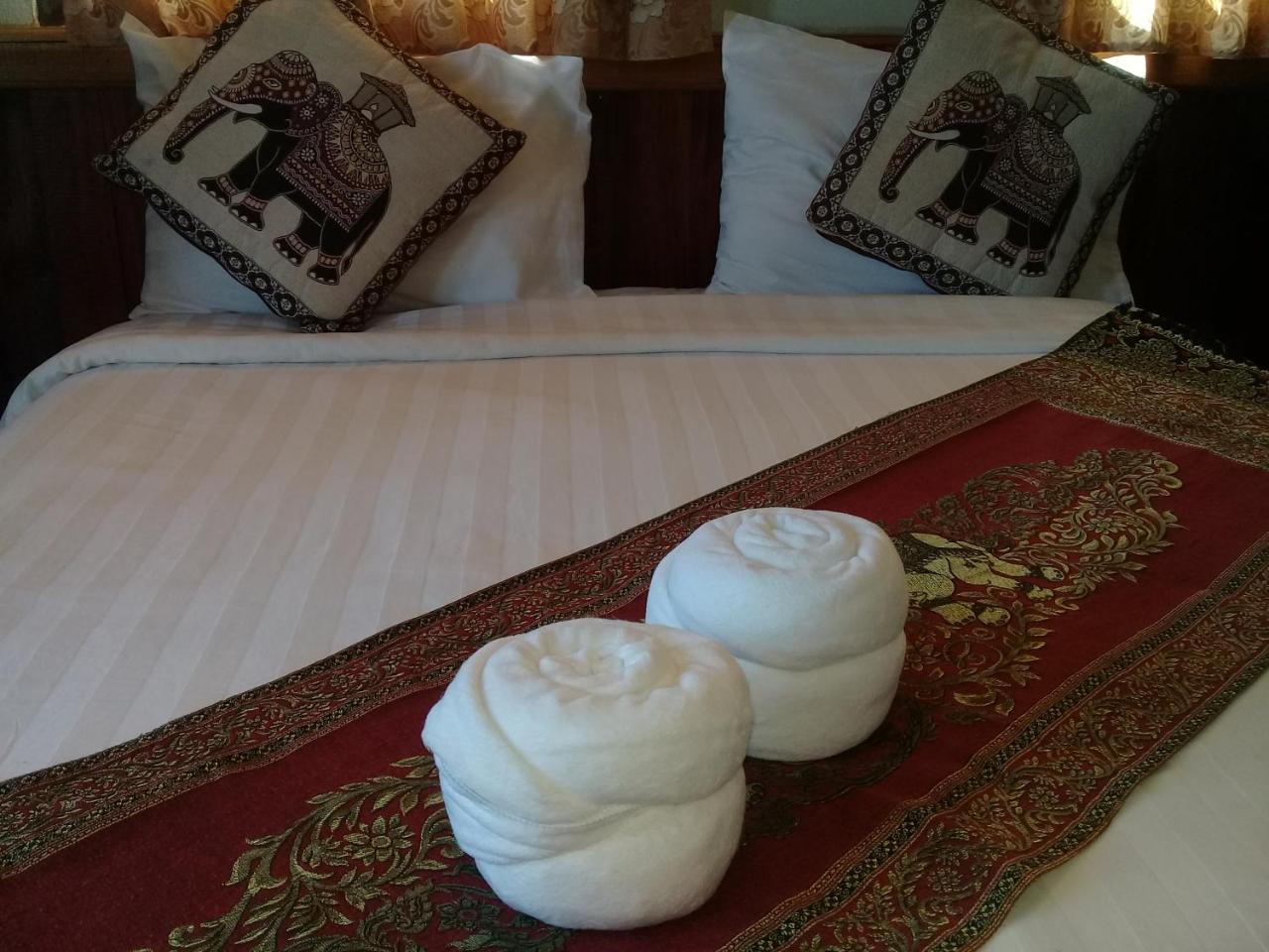 Villa Kingkham Riverside Luang Prabang Esterno foto